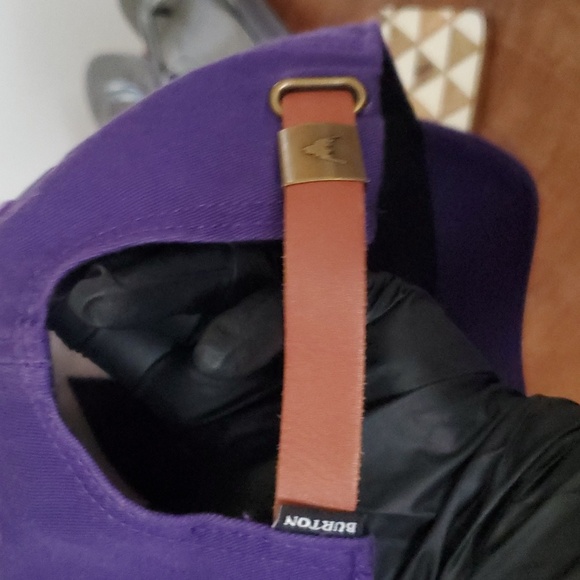 Like New Burton Rad Dad Hat in Purple ๐๐๐ ๐งข - Picture 2 of 5